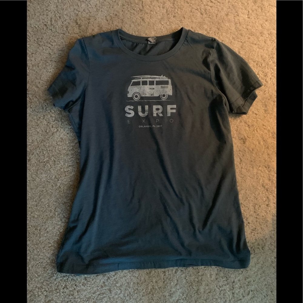 Surf Expo Shirt Size XL (Womens Small)